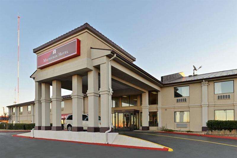 Ramada By Wyndham Oklahoma City Airport North Екстер'єр фото